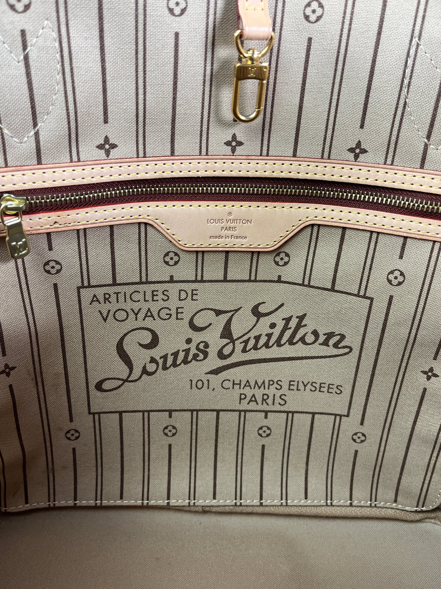 LOUIS VUITTON - NEVERFULL MM TOTE IN MONOGRAM WITH BEIGE INTERIOR