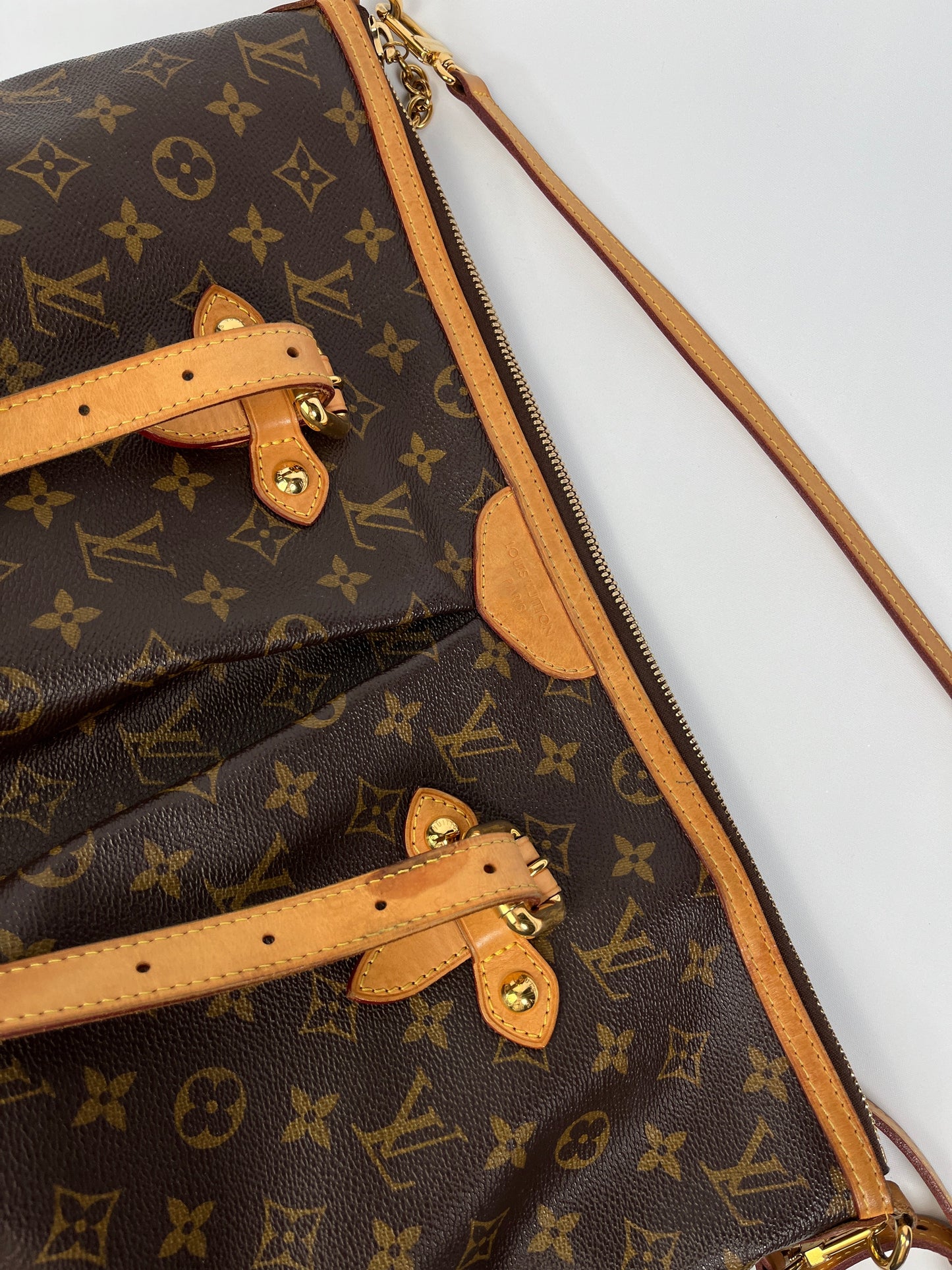 LOUIS VUITTON - PALERMO GM IN MONOGRAM CANVAS