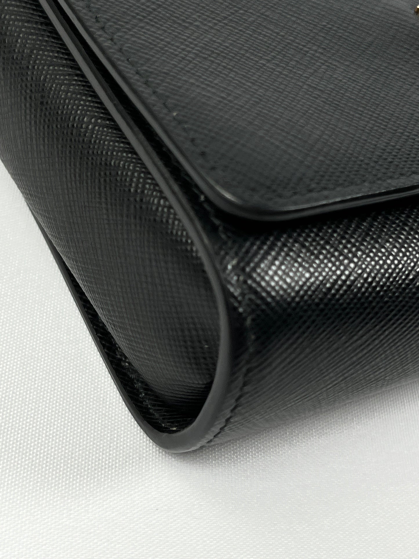 PRADA - BLACK SAFFIANO LUX CHAIN CROSSBODY BAG