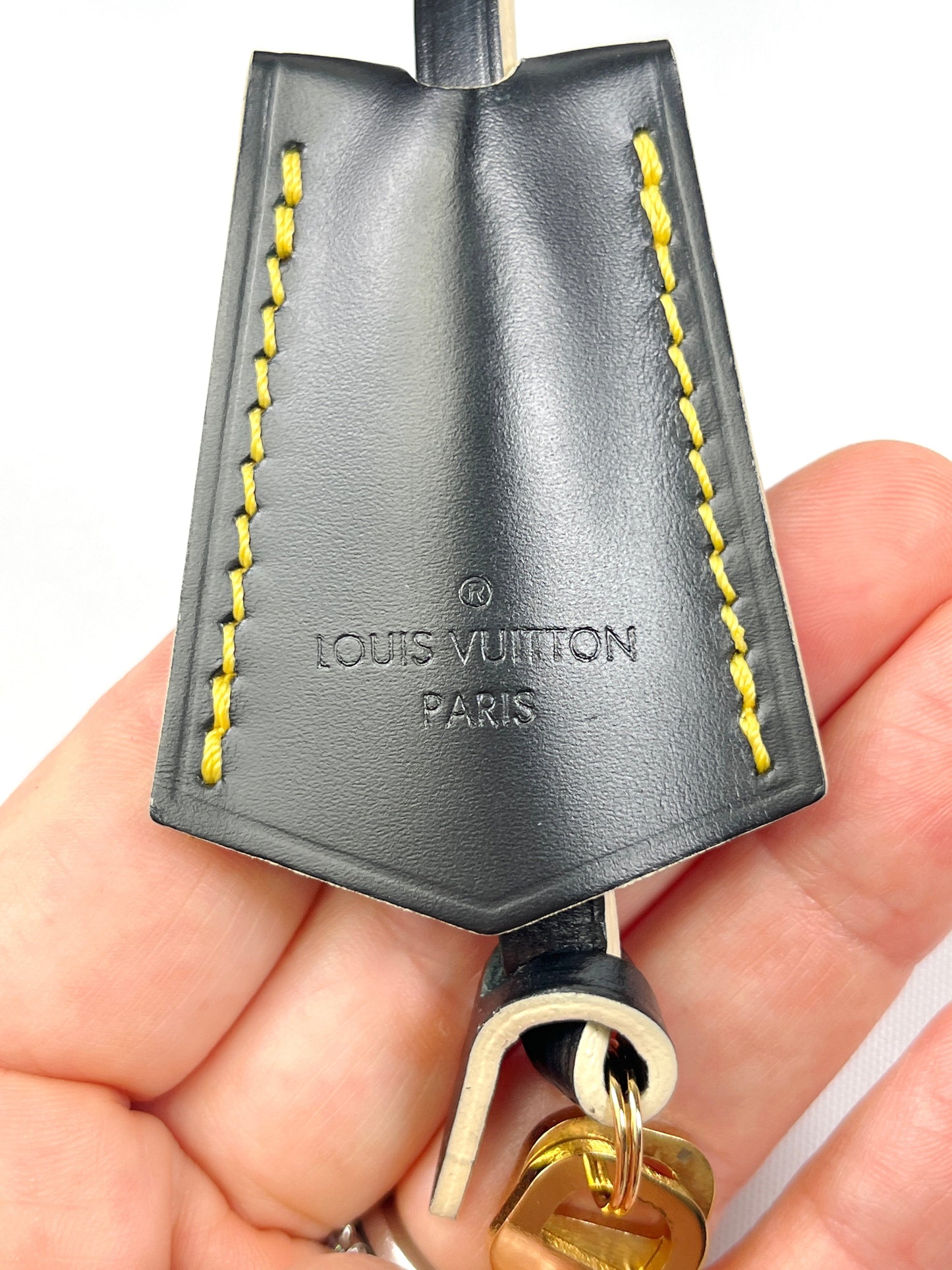 LOUIS VUITTON - LE RADIEUX BLACK SUHALI SHOULDER BAG