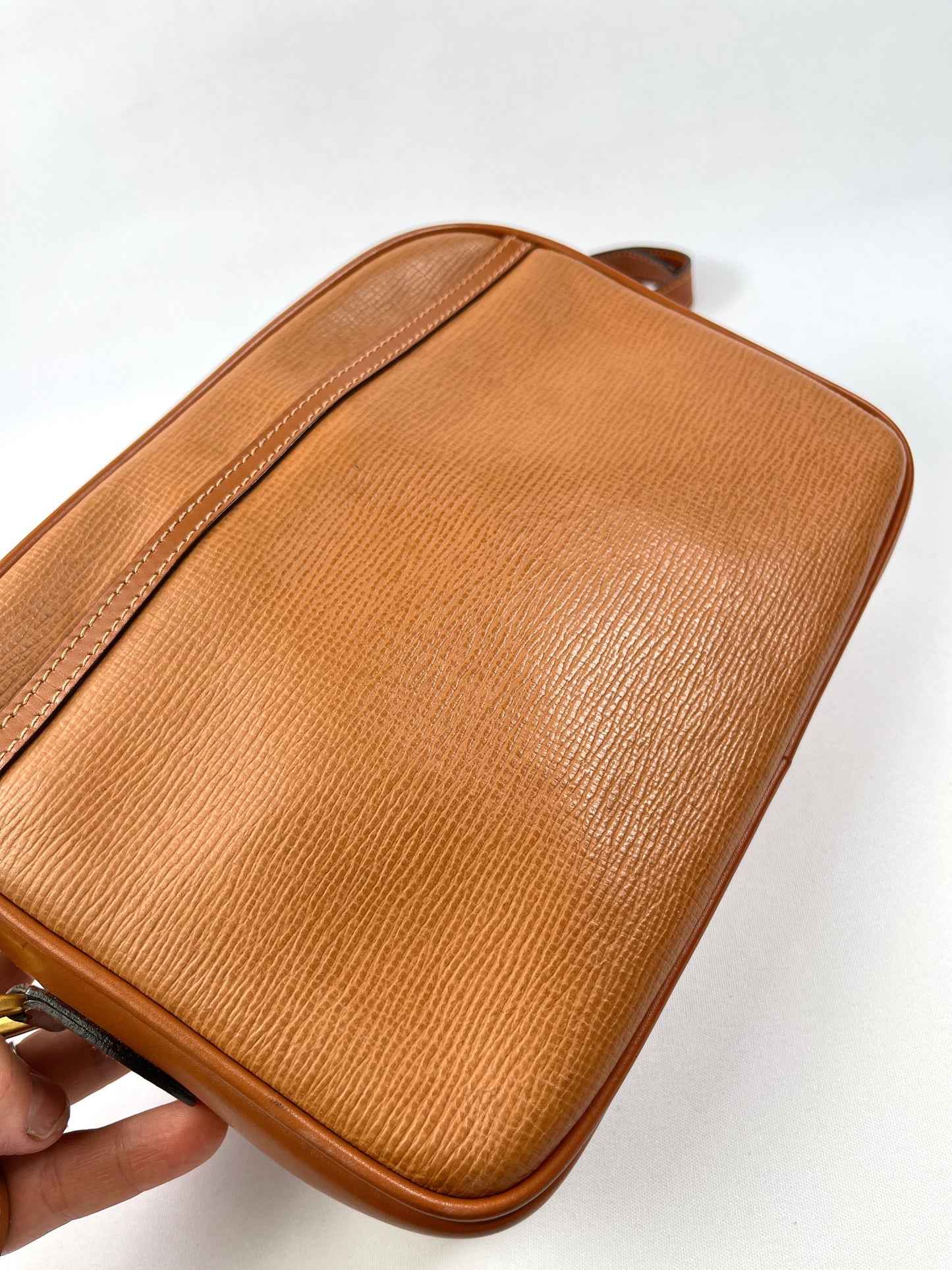 GUCCI - TAN LEATHER CAMERA CROSS BODY - VINTAGE