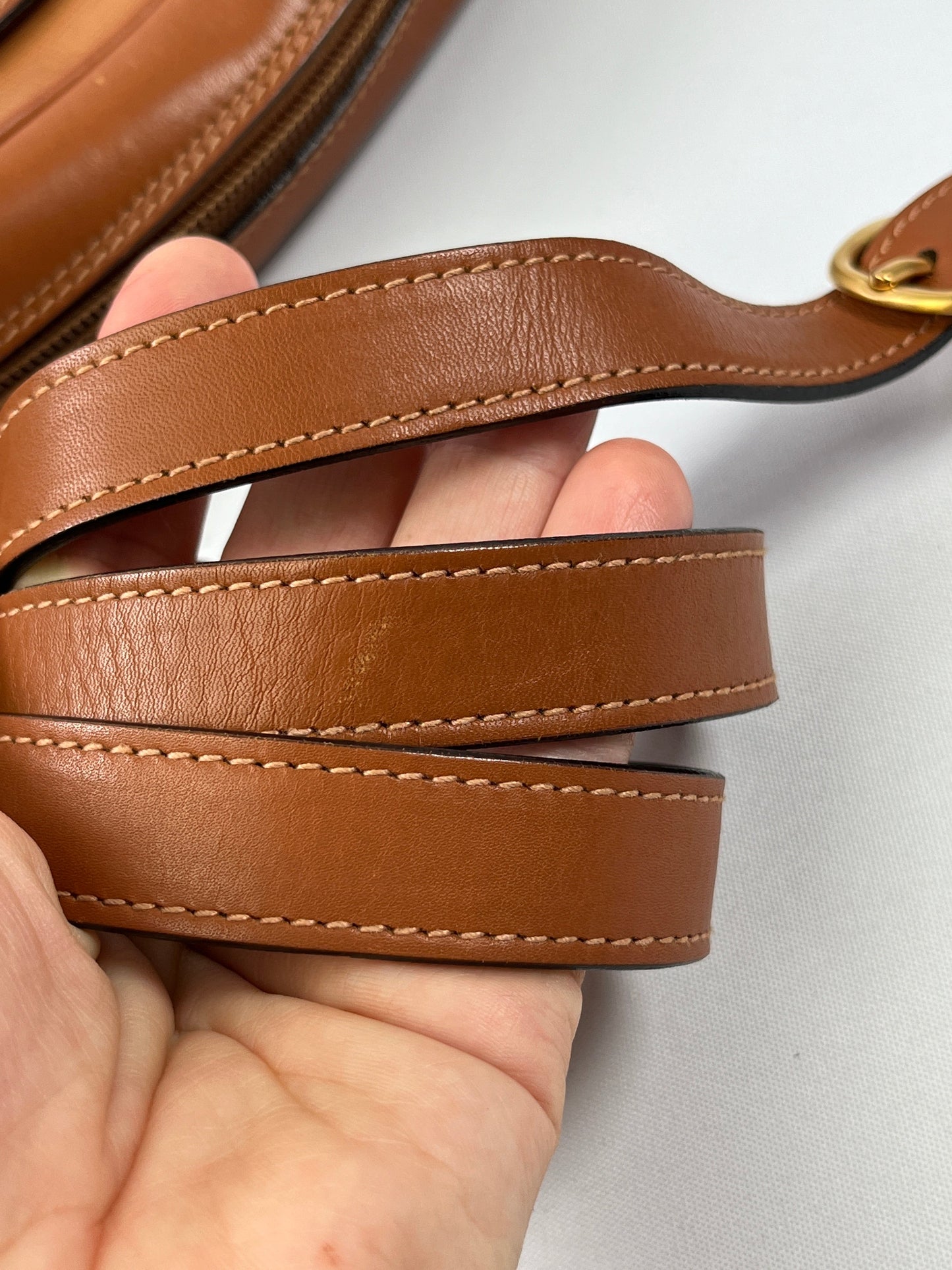 GUCCI - TAN LEATHER CAMERA CROSS BODY - VINTAGE