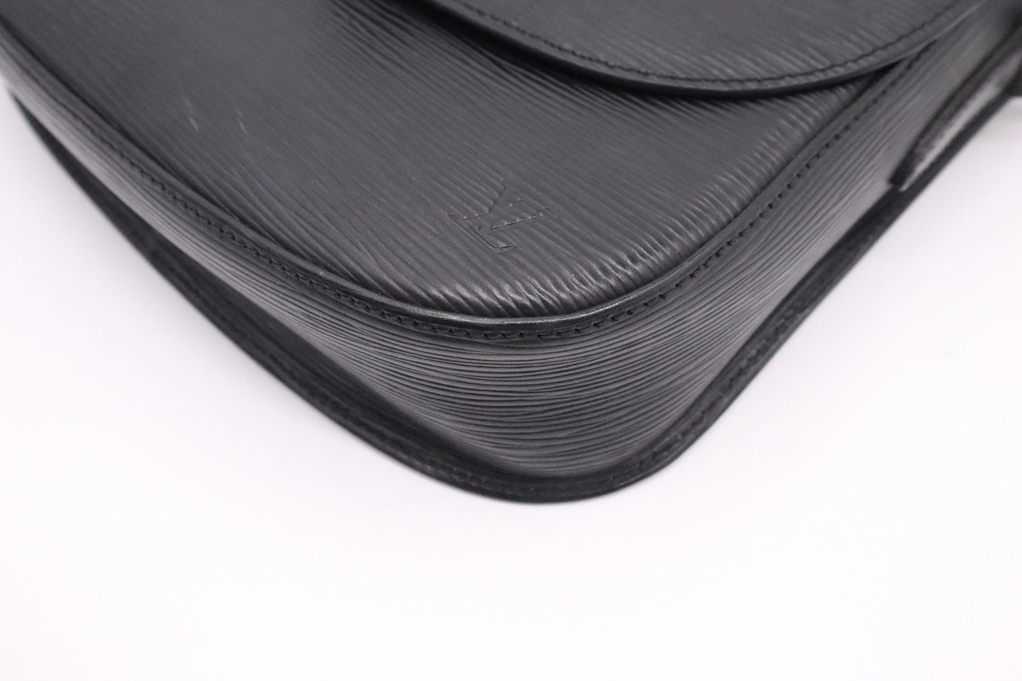 Louis Vuitton Saint Cloud in Black Epi Leather