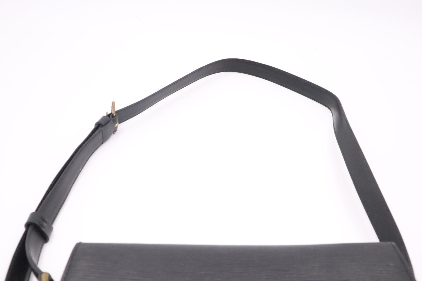 Louis Vuitton Saint Cloud in Black Epi Leather