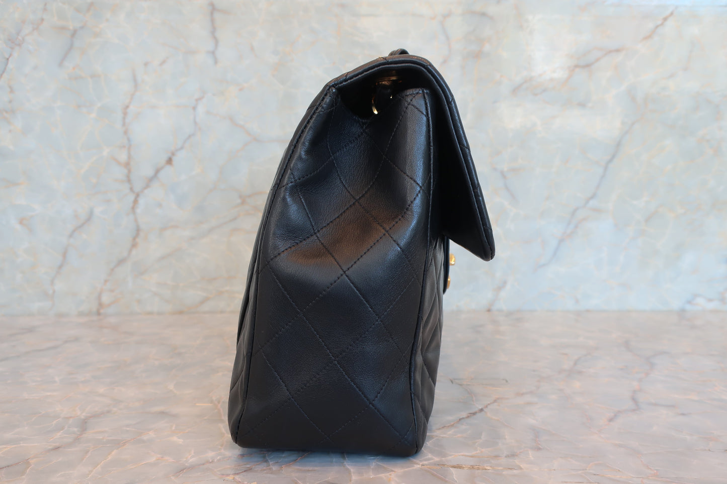 CHANEL/シャネル デカマトラッセシングルフラップチェーンショルダーバッグ ラムスキン ブラック/ゴールド金具 ショルダーバッグ 700070151