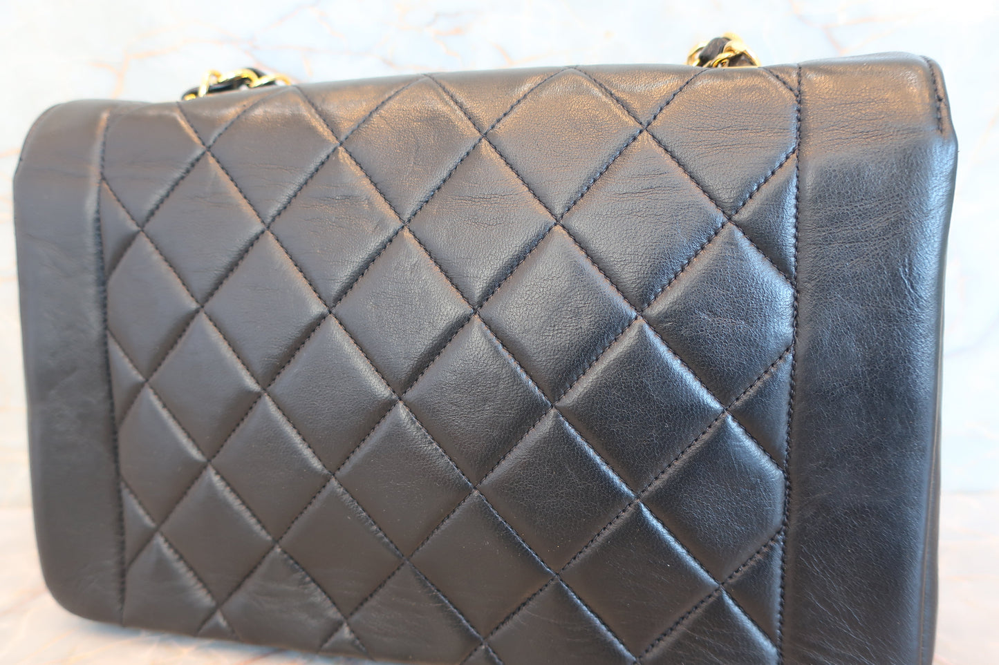CHANEL/シャネル ダイアナマトラッセチェーンショルダーバッグ ラムスキン ブラック/ゴールド金具 ショルダーバッグ 700070184