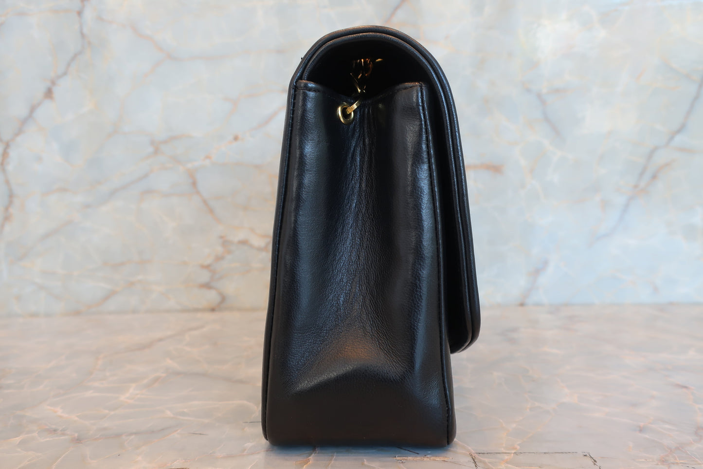 CHANEL/シャネル ダイアナマトラッセチェーンショルダーバッグ ラムスキン ブラック/ゴールド金具 ショルダーバッグ 700070184