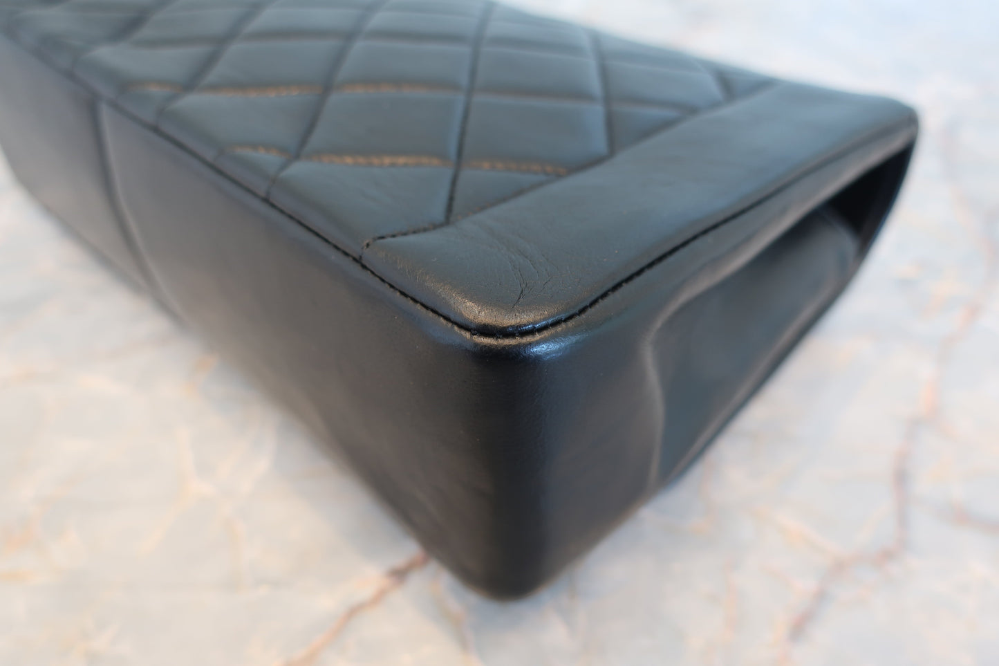 CHANEL/シャネル ダイアナマトラッセチェーンショルダーバッグ ラムスキン ブラック/ゴールド金具 ショルダーバッグ 700070184