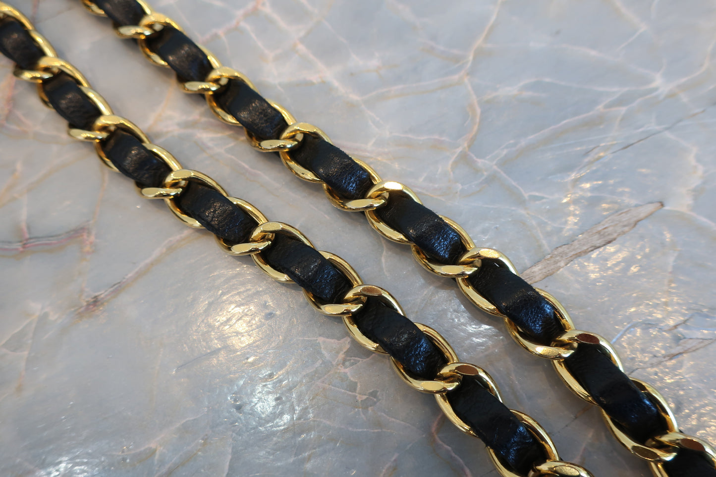 CHANEL/シャネル ダイアナマトラッセチェーンショルダーバッグ ラムスキン ブラック/ゴールド金具 ショルダーバッグ 700070184