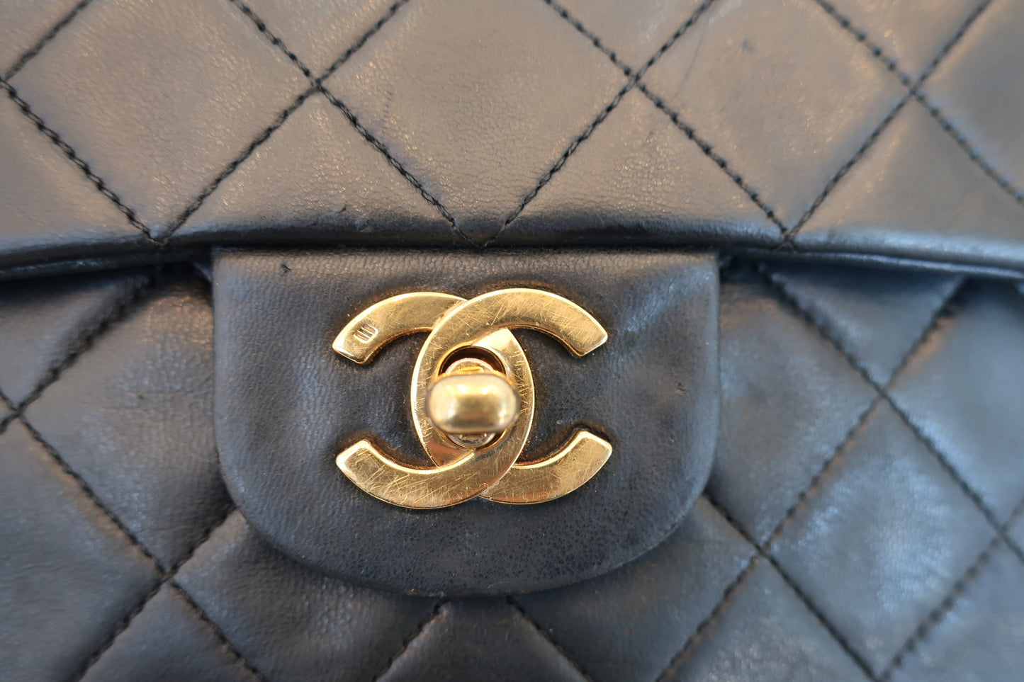 CHANEL/シャネル マトラッセWフラップWチェーンショルダーバッグ ラムスキン ブラック/ゴールド金具 ショルダーバッグ 700070112