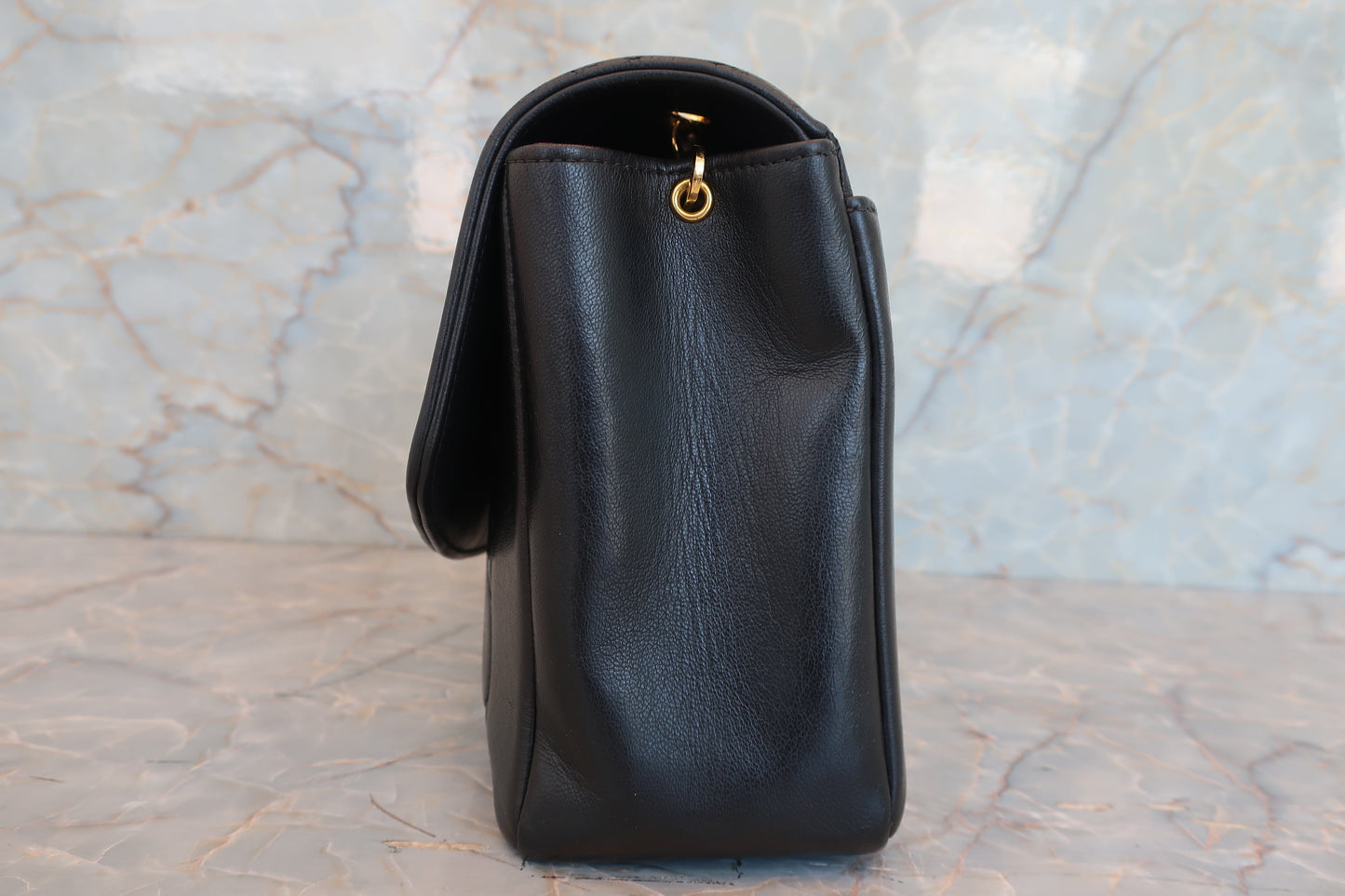 CHANEL/シャネル ダイアナマトラッセチェーンショルダーバッグ ラムスキン ブラック/ゴールド金具 ショルダーバッグ 700070186