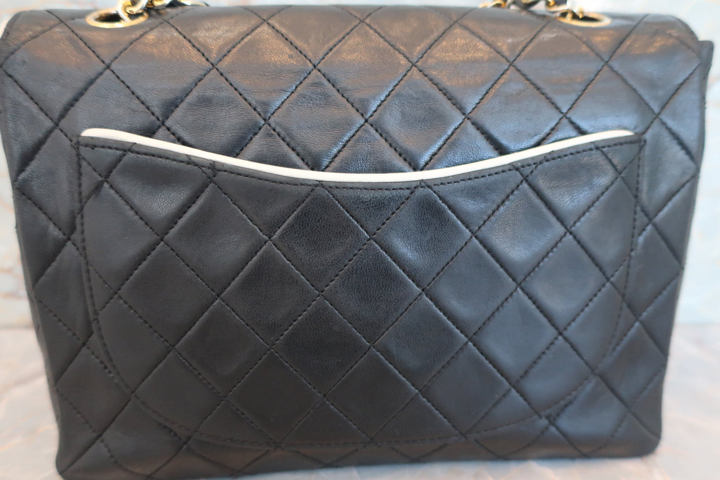 CHANEL/シャネル マトラッセバイカラーチェーンショルダーバッグ ラムスキン ブラック/ホワイト/ゴールド金具 ショルダーバッグ 700070158