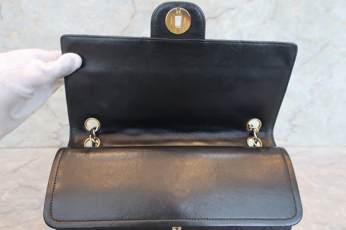 CHANEL/シャネル マトラッセWフラップWチェーンショルダーバッグ ラムスキン ブラック/ゴールド金具 ショルダーバッグ 700060191