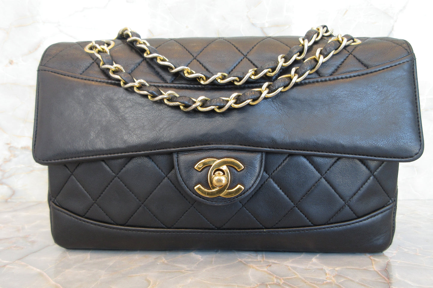 CHANEL/シャネル マトラッセチェーンショルダーバッグ ラムスキン ブラック/ゴールド金具 ショルダーバッグ 700070164