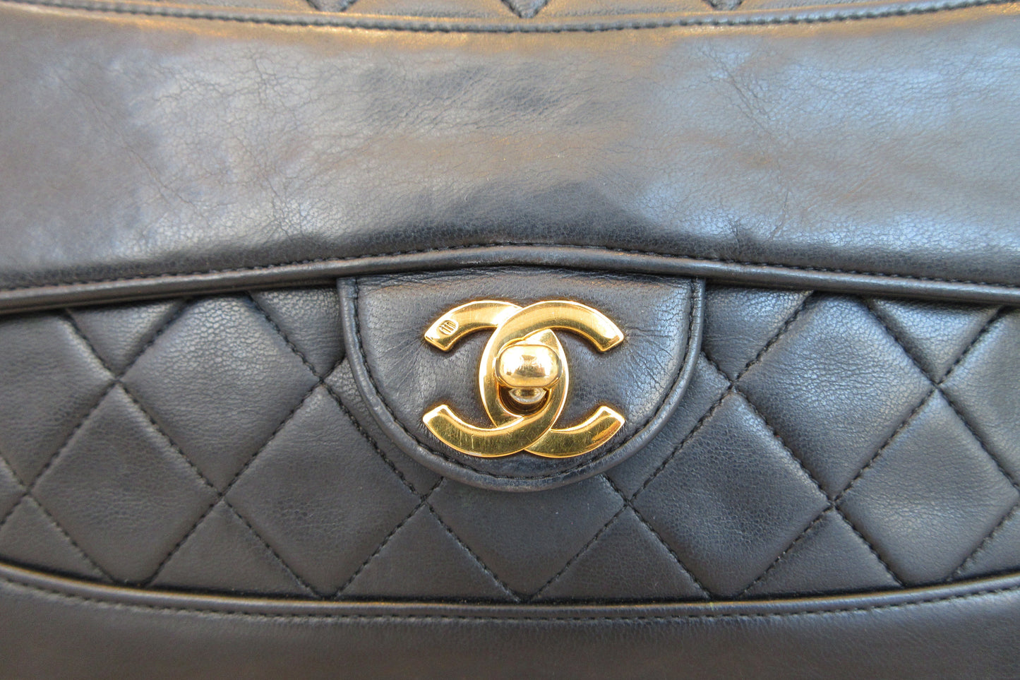 CHANEL/シャネル マトラッセチェーンショルダーバッグ ラムスキン ブラック/ゴールド金具 ショルダーバッグ 700070164