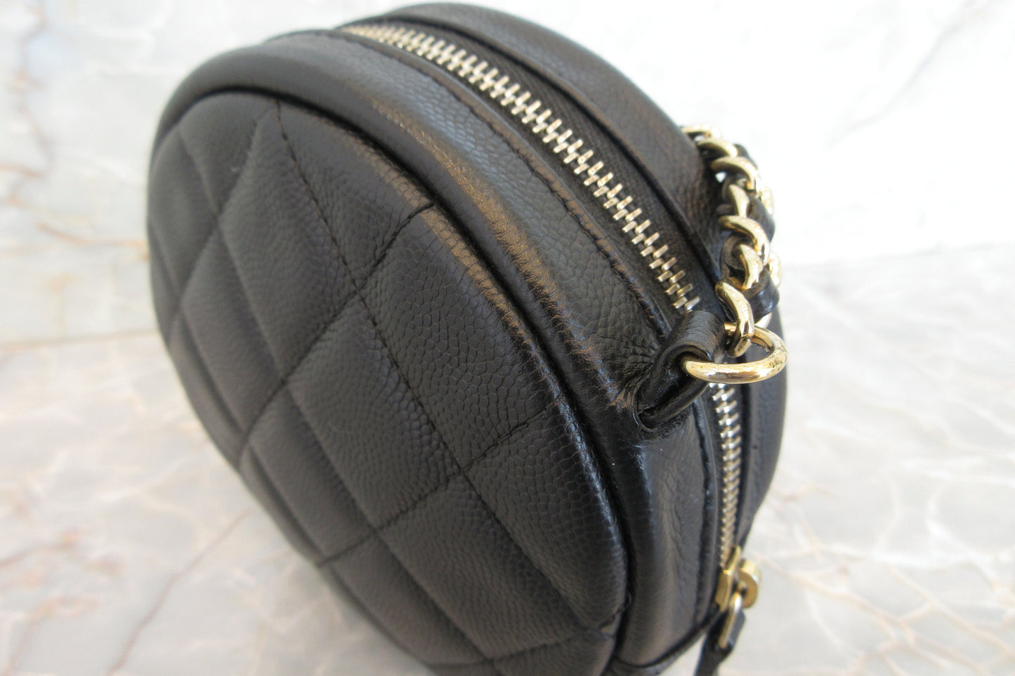 CHANEL/シャネル マトラッセラウンドチェーンショルダーバッグ キャビアスキン ブラック/ゴールド金具 ショルダーバッグ 700070224