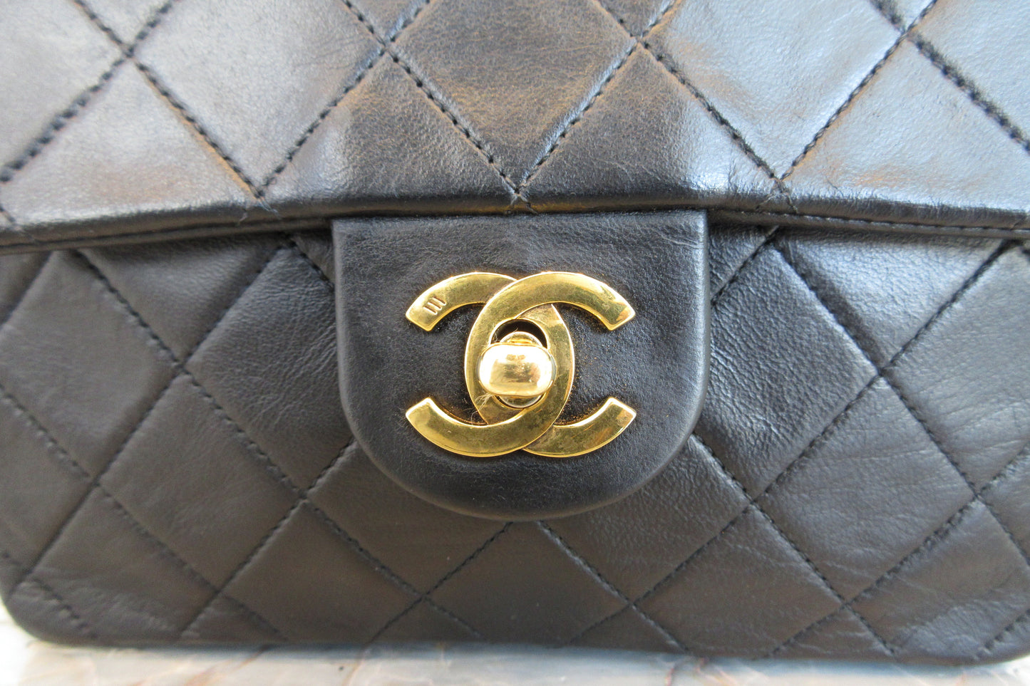 CHANEL/シャネル ミニマトラッセシングルフラップチェーンショルダーバッグ ラムスキン ブラック/ゴールド金具 ショルダーバッグ 700070215