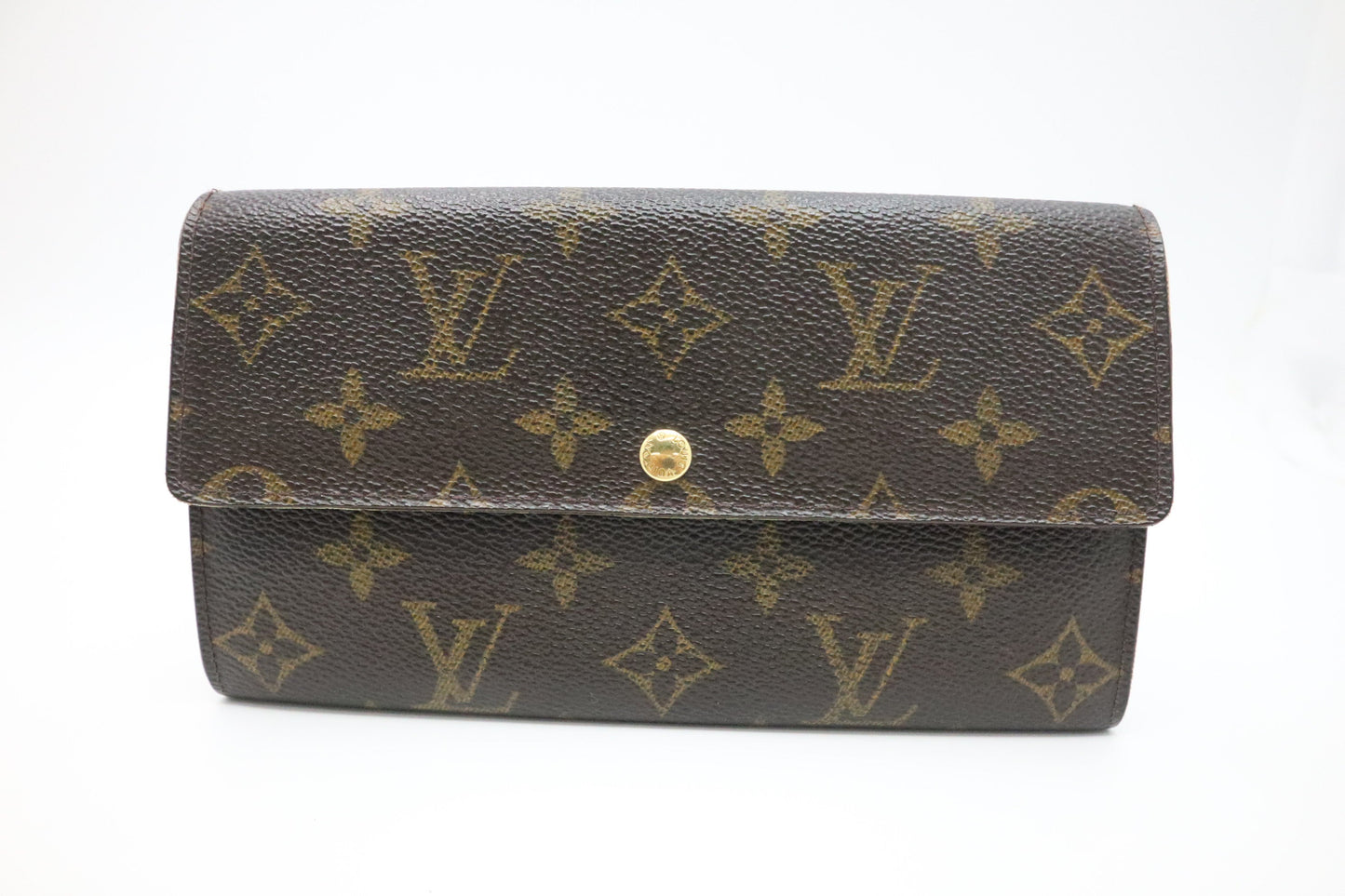 Louis Vuitton Sarah Wallet in Monogram Canvas