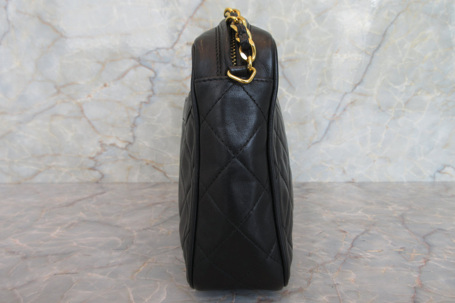 CHANEL/シャネル マトラッセフリンジチェーンショルダーバッグ ラムスキン ブラック/ゴールド金具 ショルダーバッグ 700070212