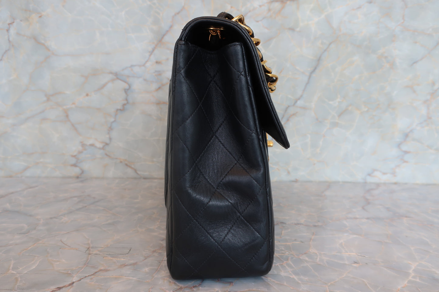 CHANEL/シャネル 中マトラッセシングルフラップチェーンショルダーバッグ ラムスキン ブラック/ゴールド金具 ショルダーバッグ 700050046