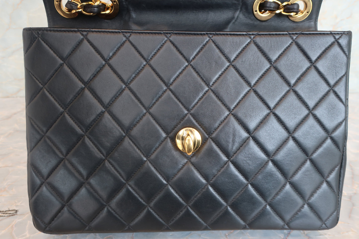 CHANEL/シャネル 中マトラッセシングルフラップチェーンショルダーバッグ ラムスキン ブラック/ゴールド金具 ショルダーバッグ 700050046