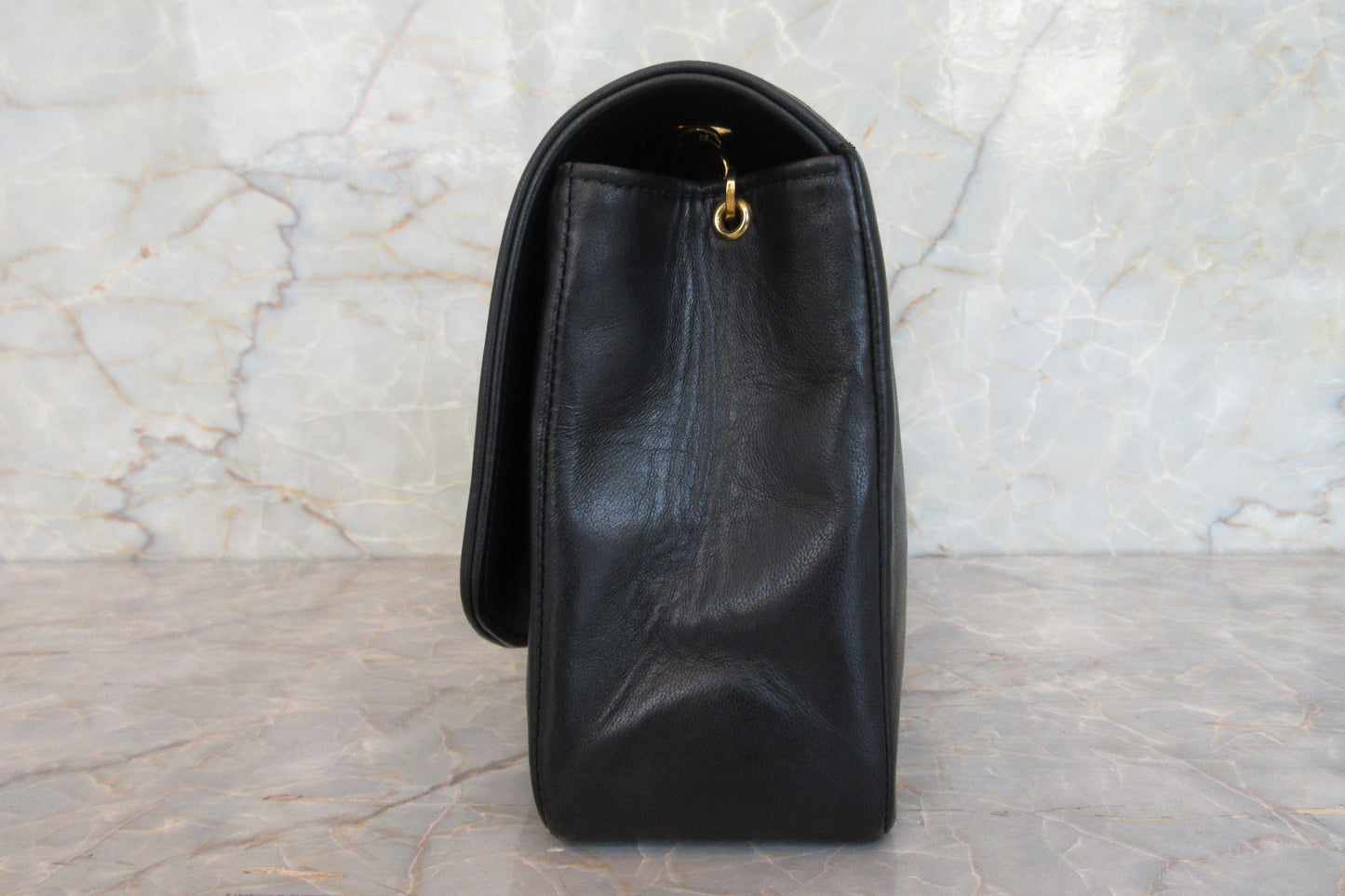 CHANEL/シャネル ダイアナマトラッセチェーンショルダーバッグ ラムスキン ブラック/ゴールド金具 ショルダーバッグ 700070246