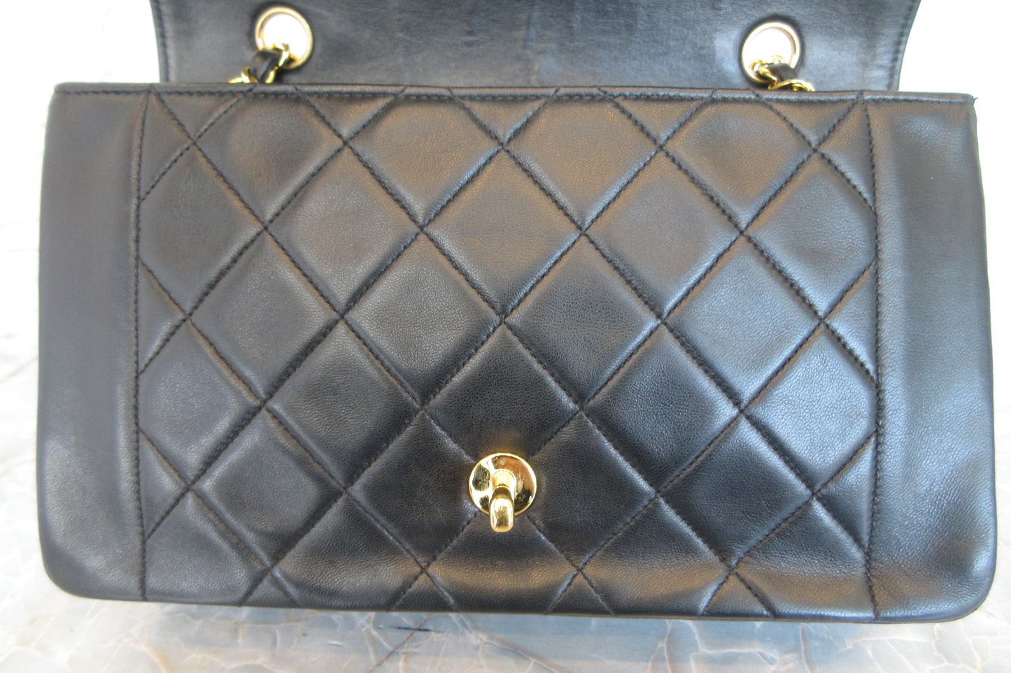 CHANEL/シャネル ダイアナマトラッセチェーンショルダーバッグ ラムスキン ブラック/ゴールド金具 ショルダーバッグ 700070246