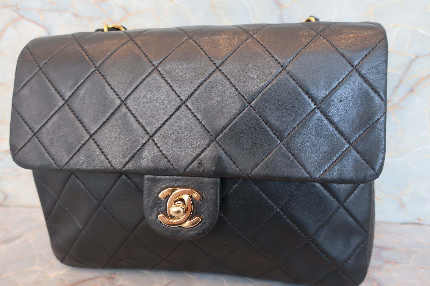 CHANEL/シャネル ミニマトラッセシングルフラップチェーンショルダーバッグ ラムスキン ブラック/ゴールド金具 ショルダーバッグ 700070218