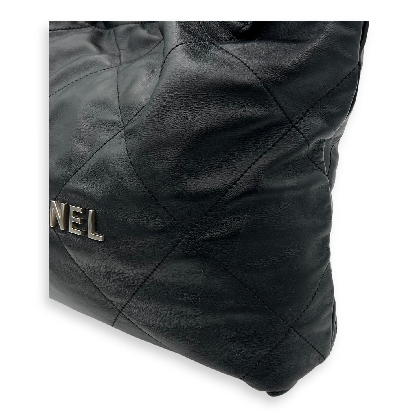 22 Small Black Shoulder Bag in Lambskin, Silver hardware