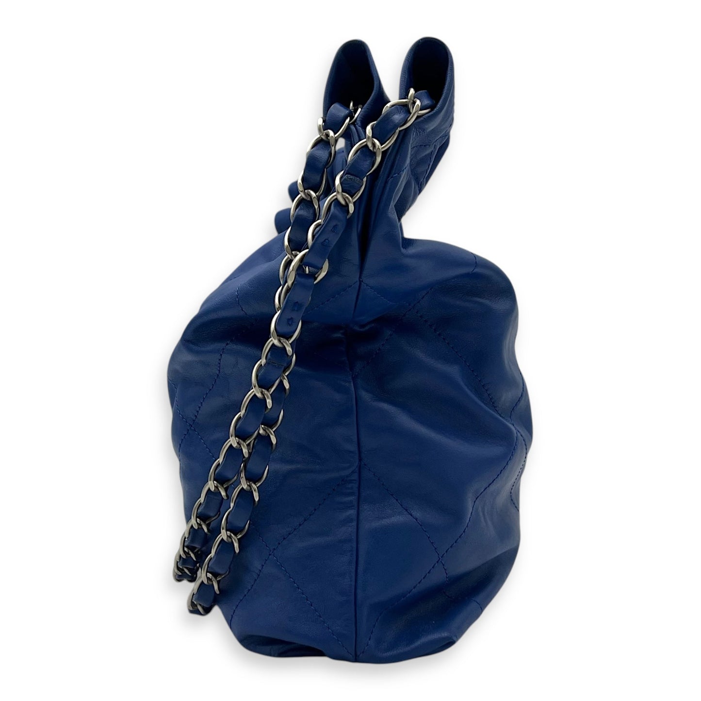 22 Tote Shoulder Bag Blue in Calfskin, Silver hardware