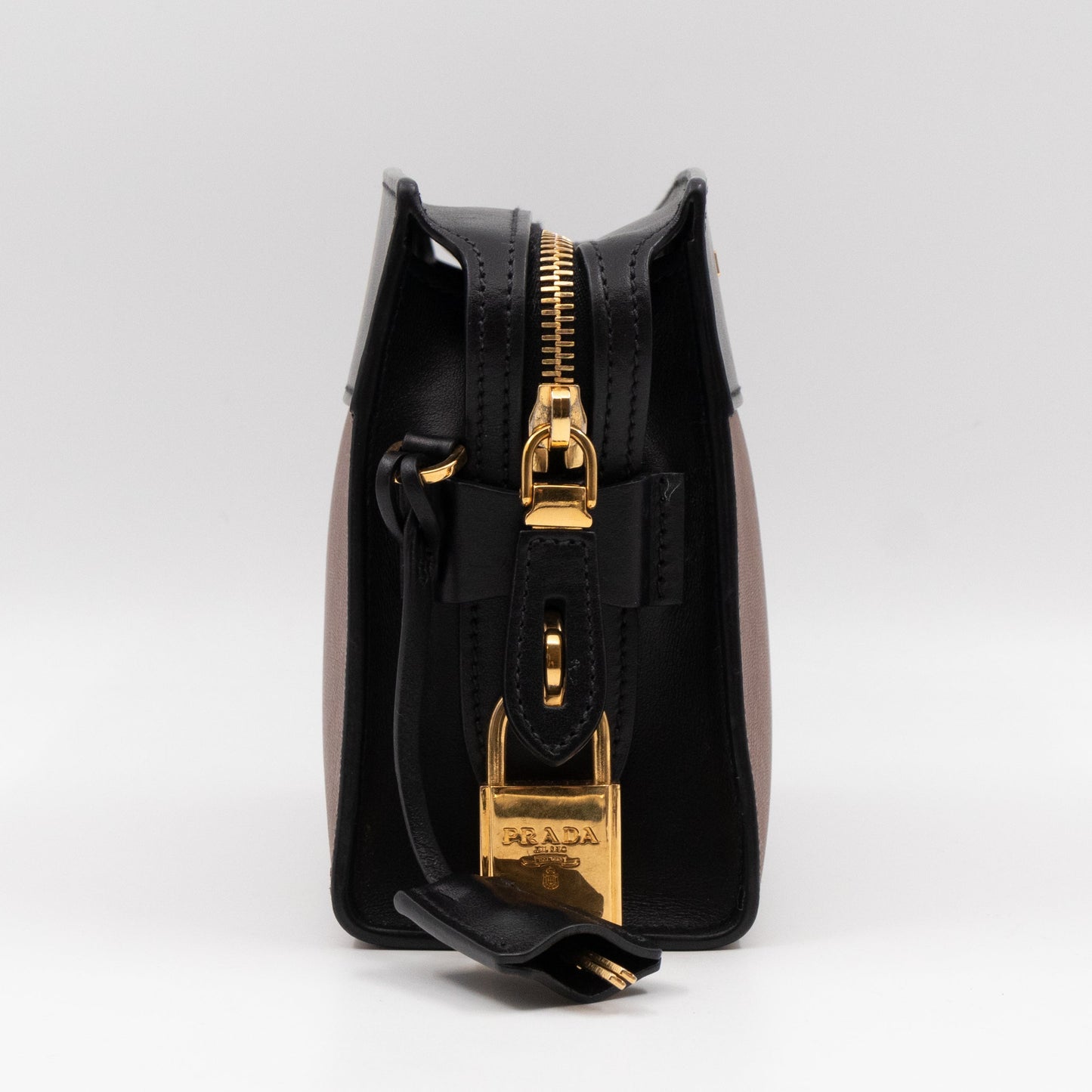 Esplanade Shoulder Bag Palissandro Brown & Noir Leather