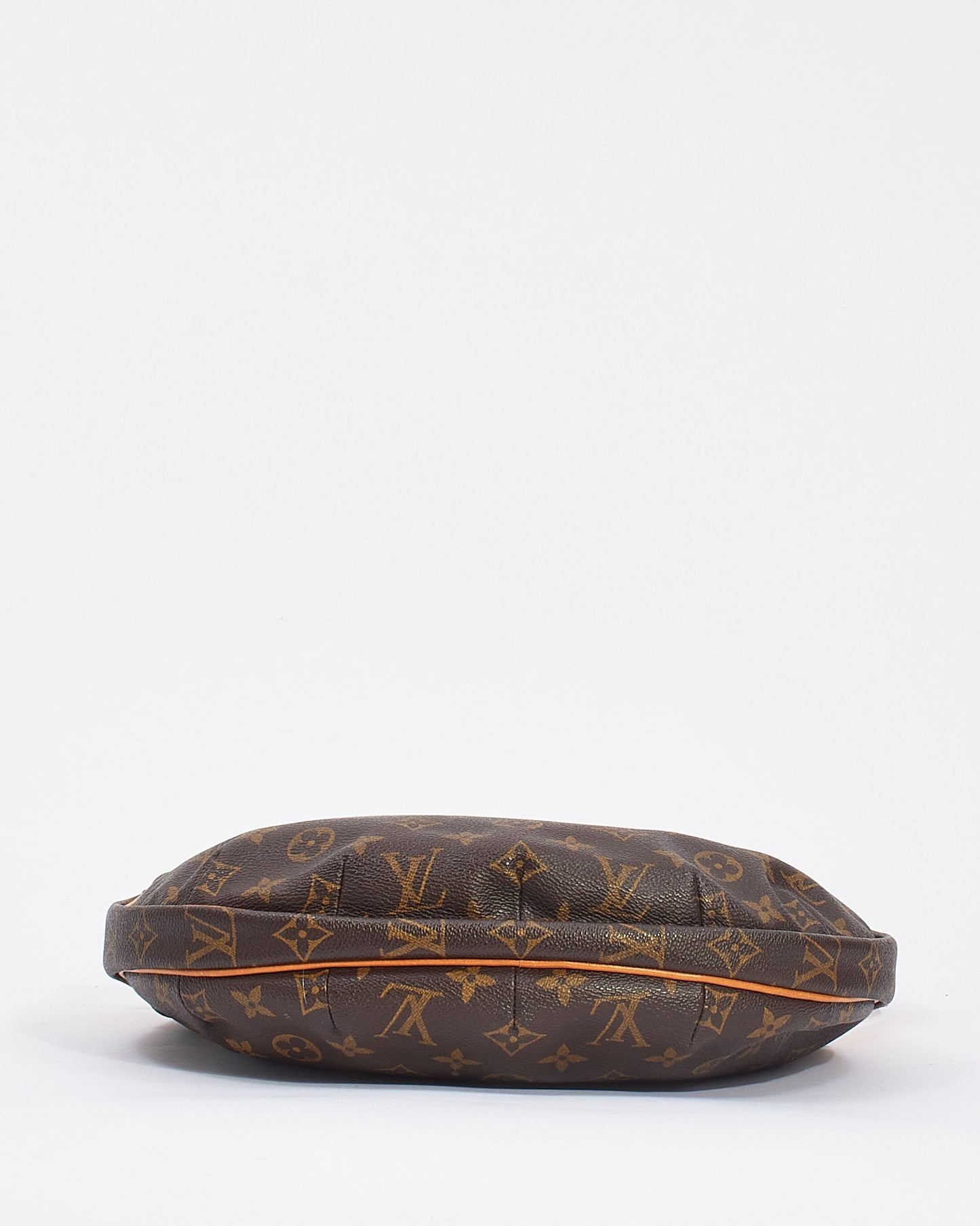Louis Vuitton Monogram Canvas Croissant MM Shoulder Bag