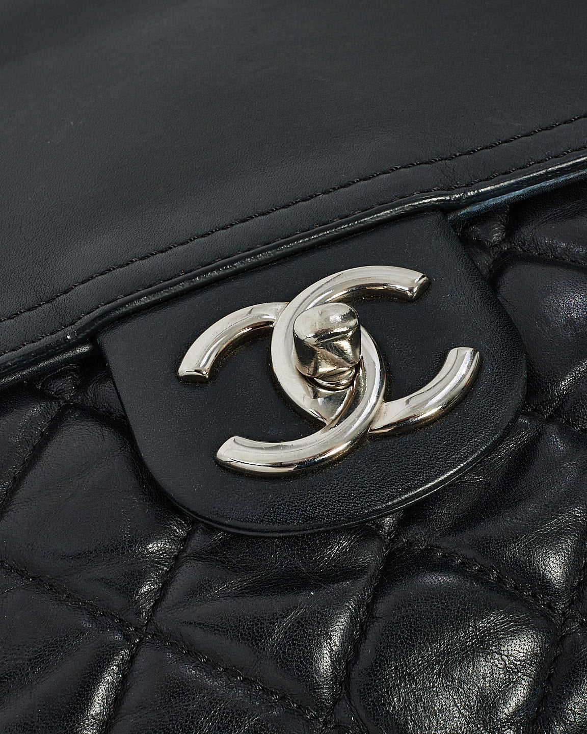 Chanel Black Quillted Leather Easy Zip Shoulder Bag with SHW