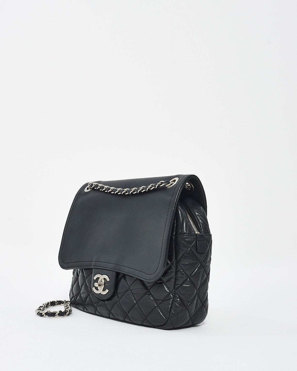 Chanel Black Quillted Leather Easy Zip Shoulder Bag with SHW