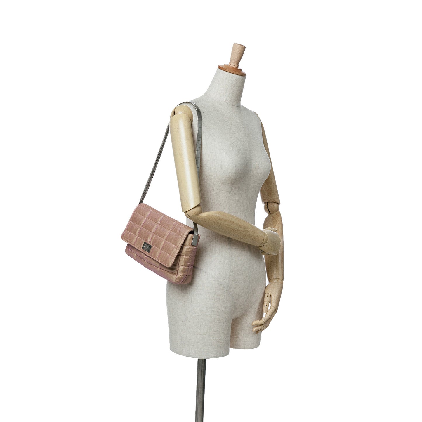 Brown Chanel Reissue 2.55 Iridescent Chocolate Bar Shoulder Bag