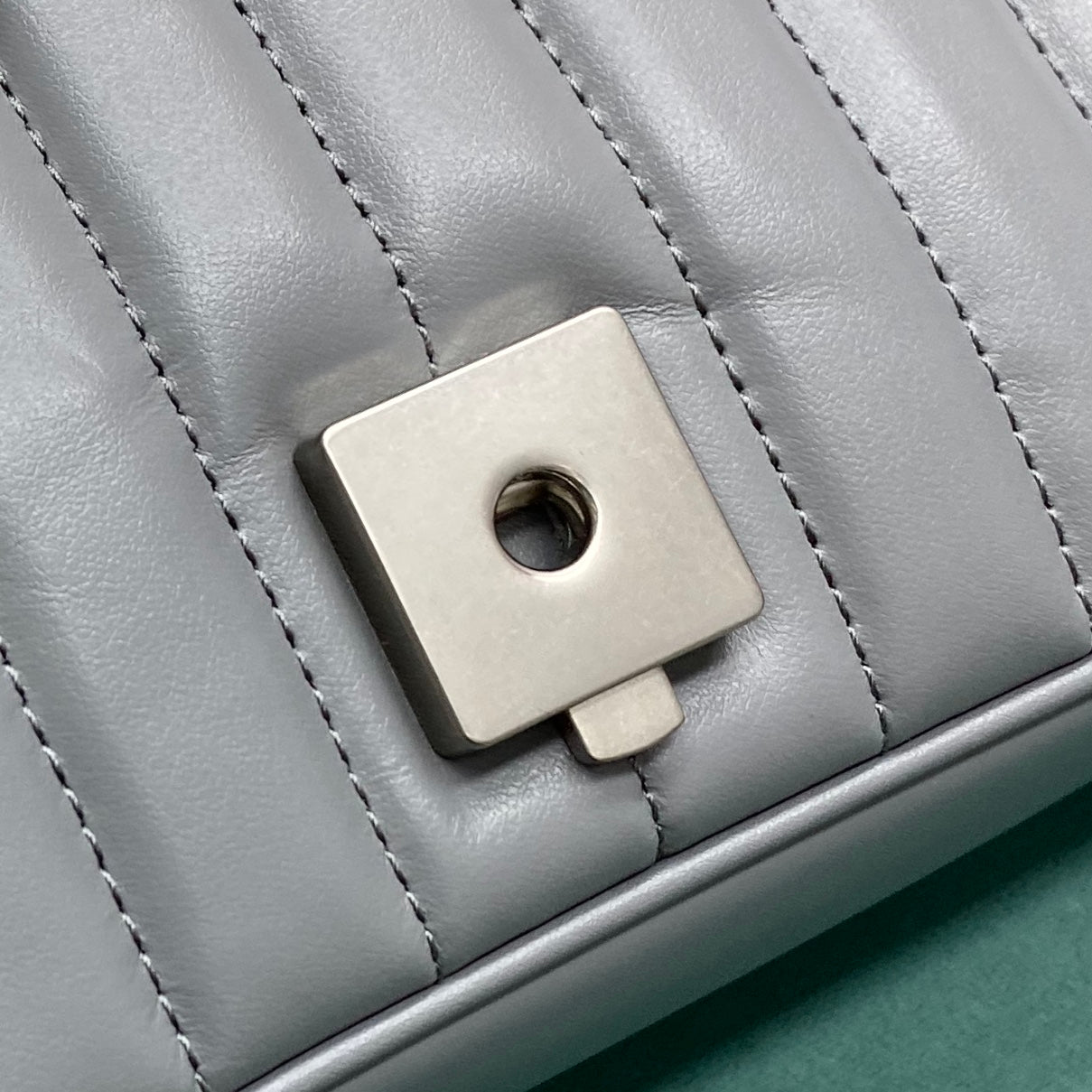 BOLSA GUCCI MARMORT MINI 22