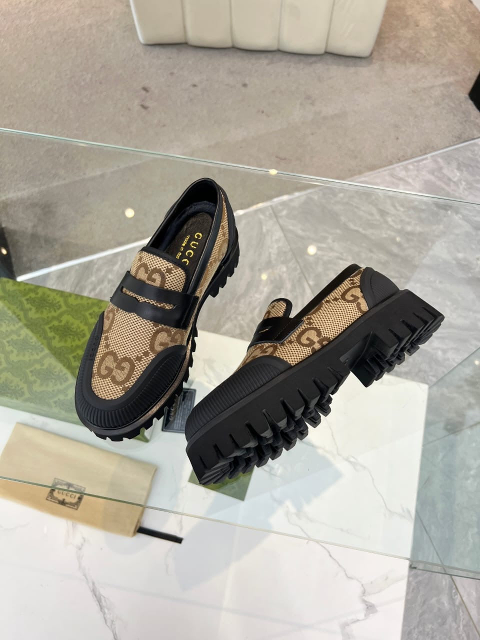 Gucci Men's loafers Shoes.