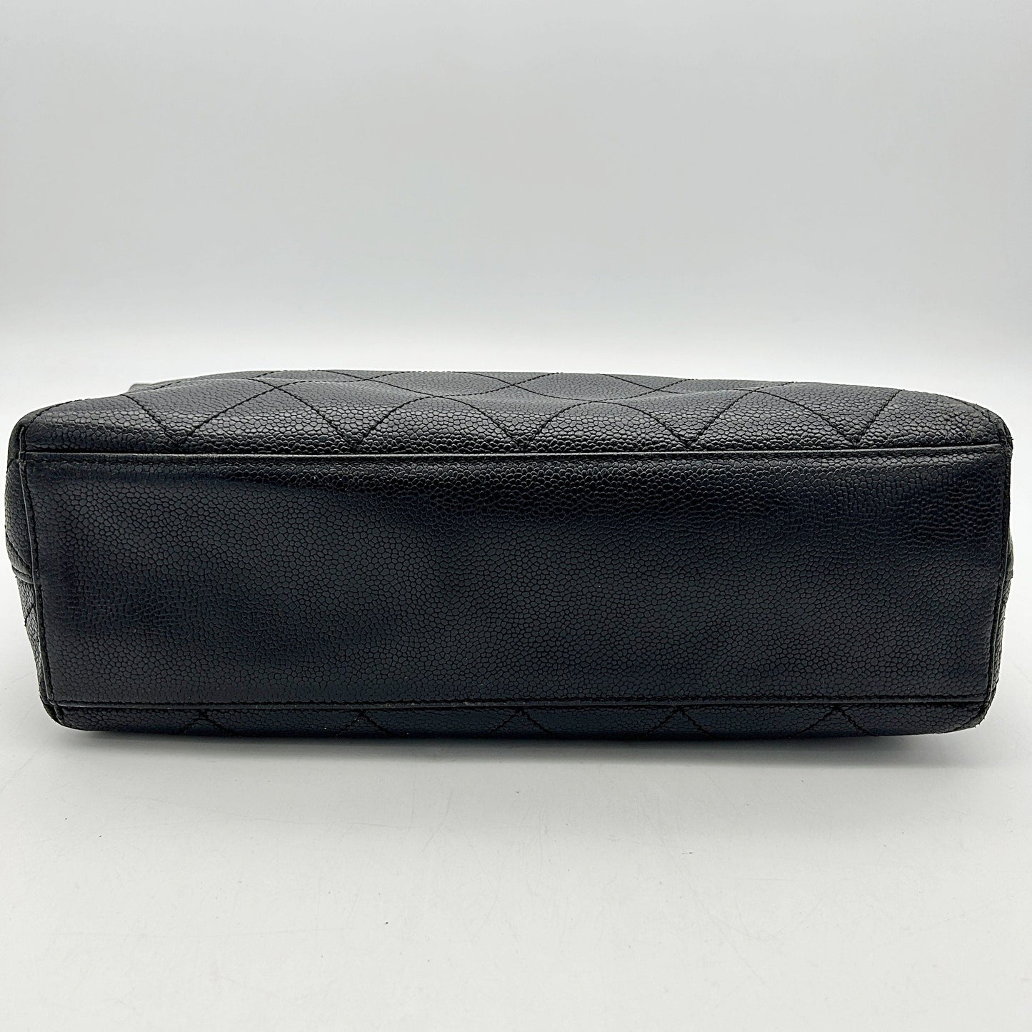 CHANEL Lambskin Quilted CC Shopping Tote Black LA3285
