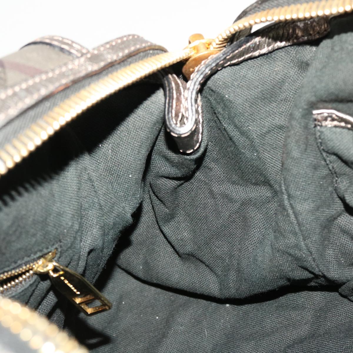 Burberry Nova Check Shoulder Bag Leather Silver Auth am4544
