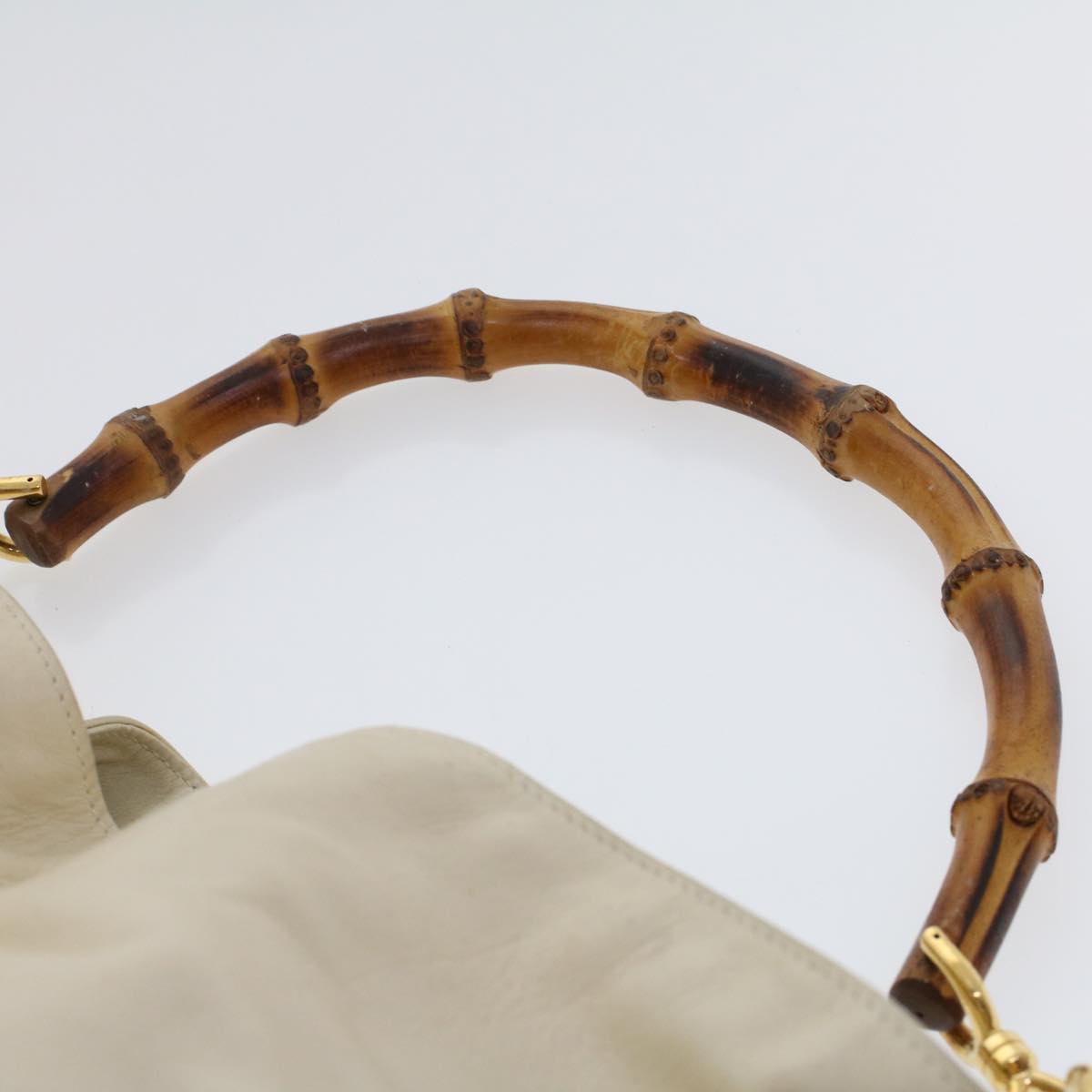 Gucci Bamboo Shoulder Bag Leather Beige Brown ar9898B