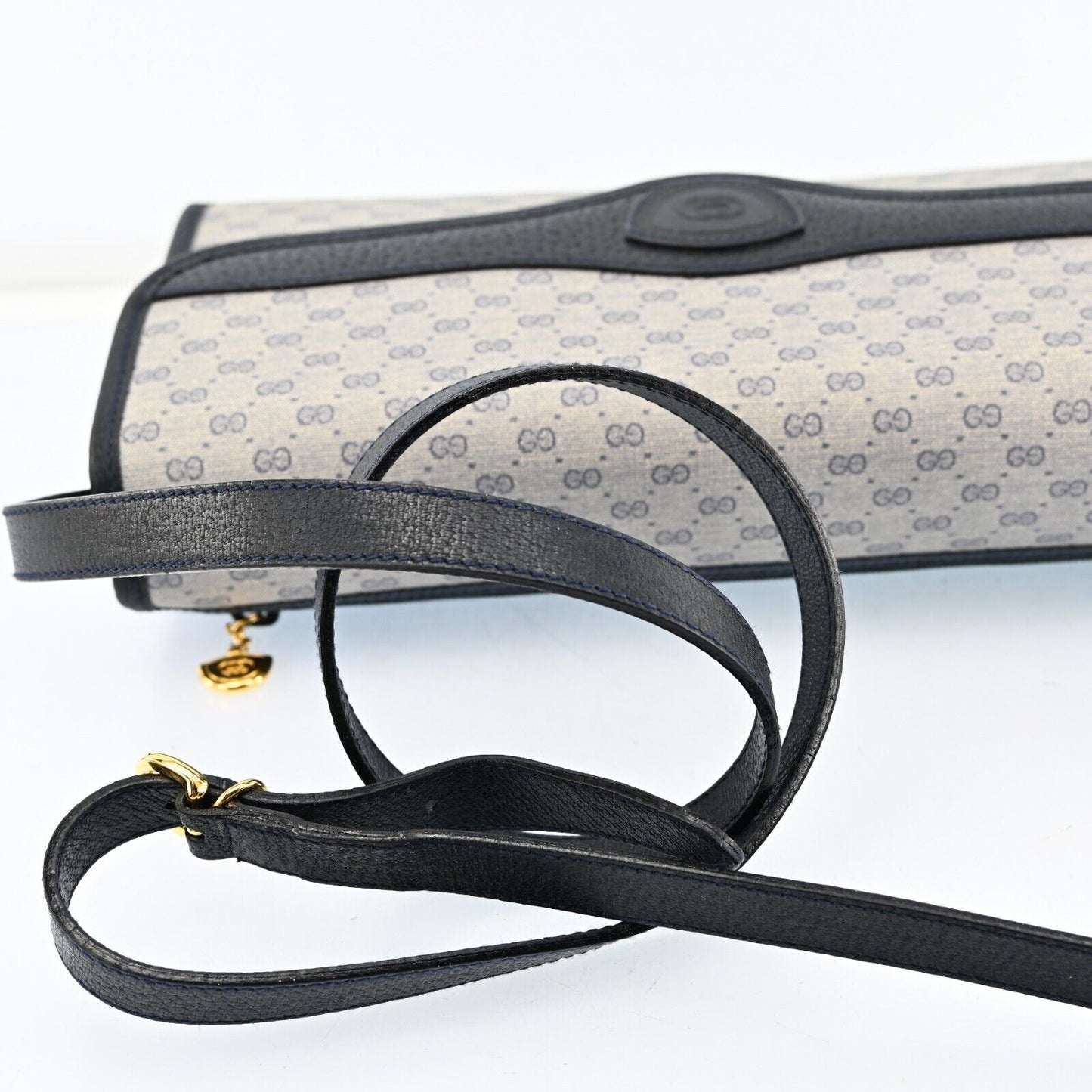 Gucci Micro Gg Vintage Shoulder Bag