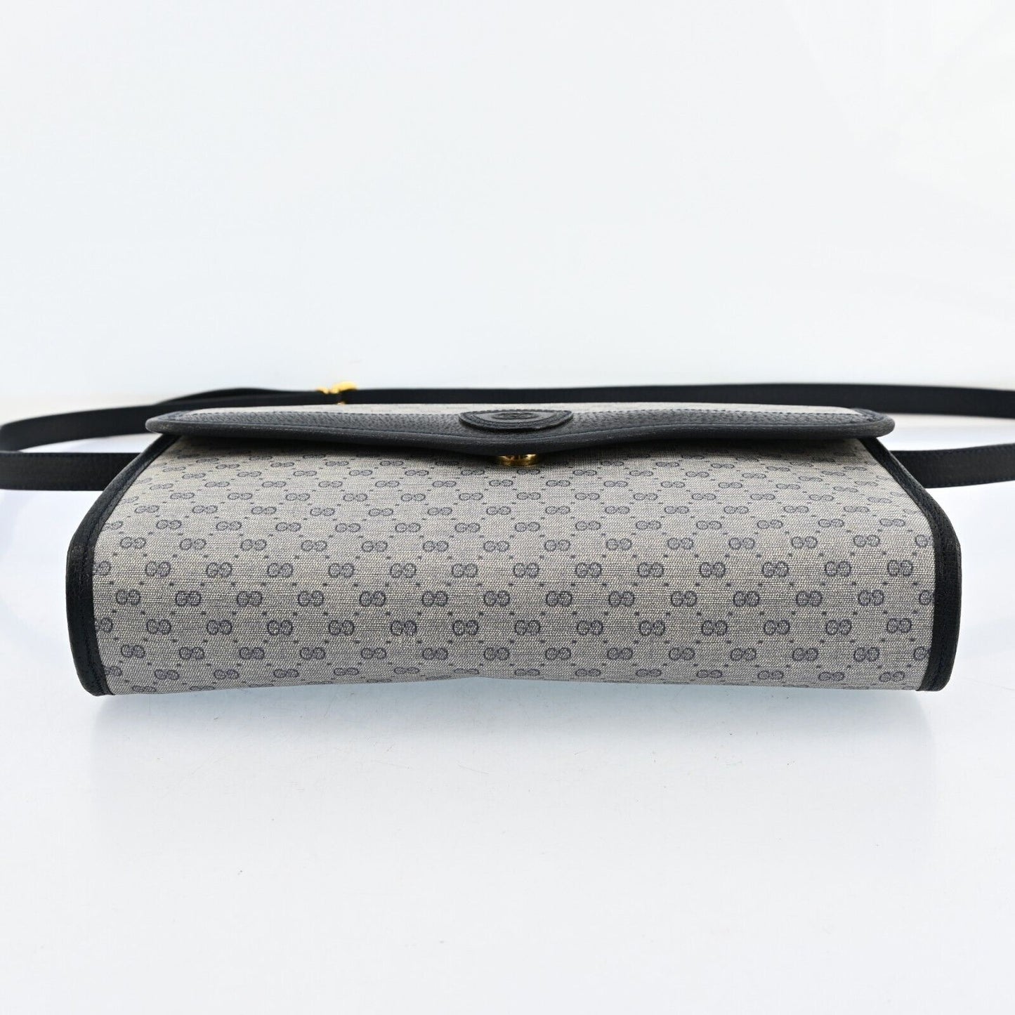 Gucci Micro Gg Vintage Shoulder Bag