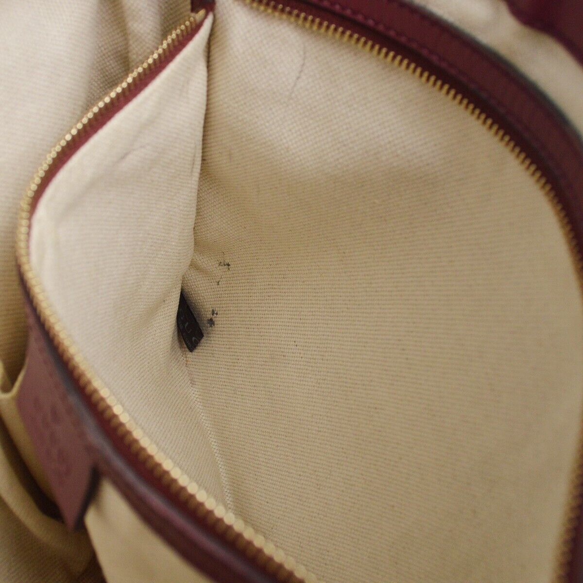 Gucci Beige Bordeaux Gg Crossbody Bag