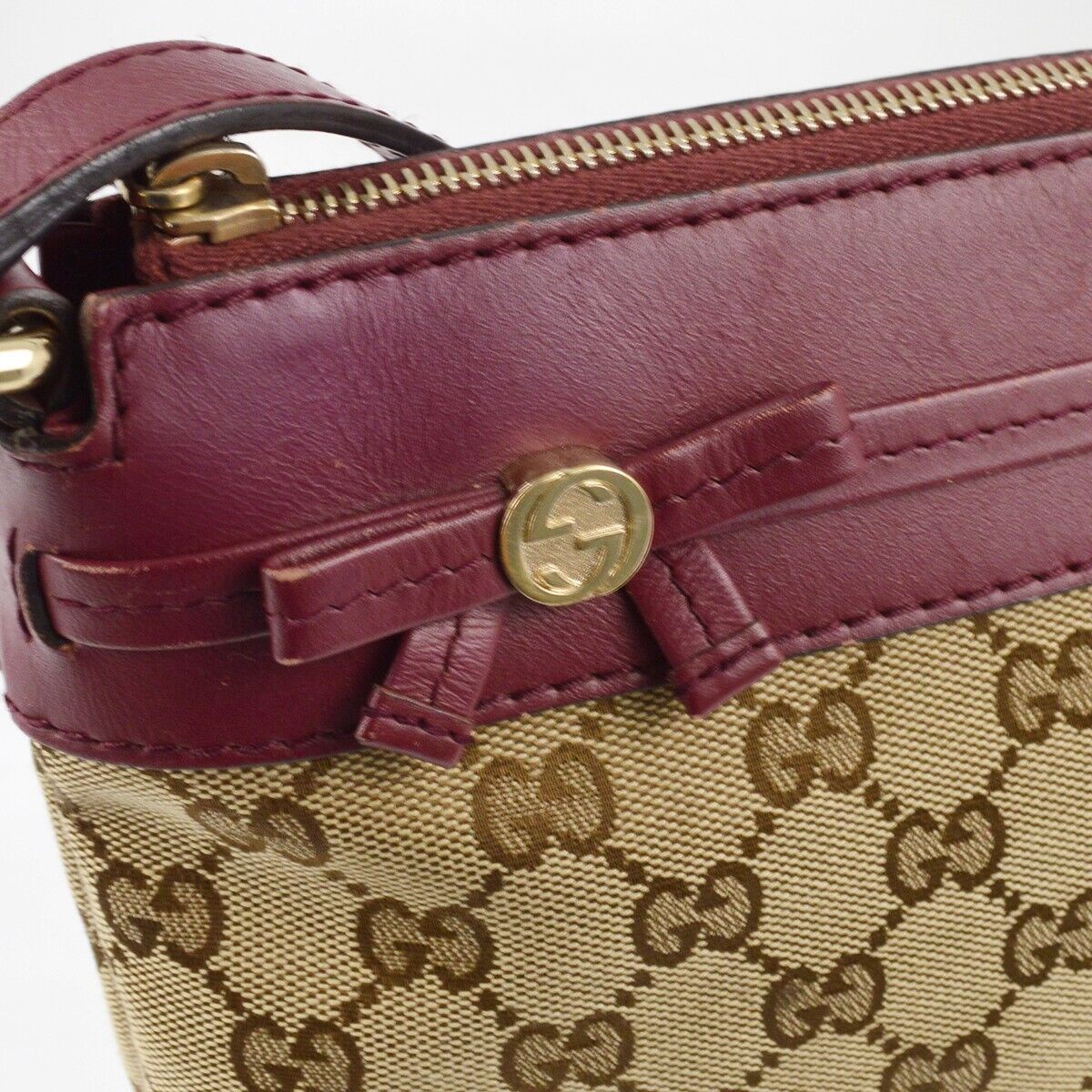 Gucci Beige Bordeaux Gg Crossbody Bag