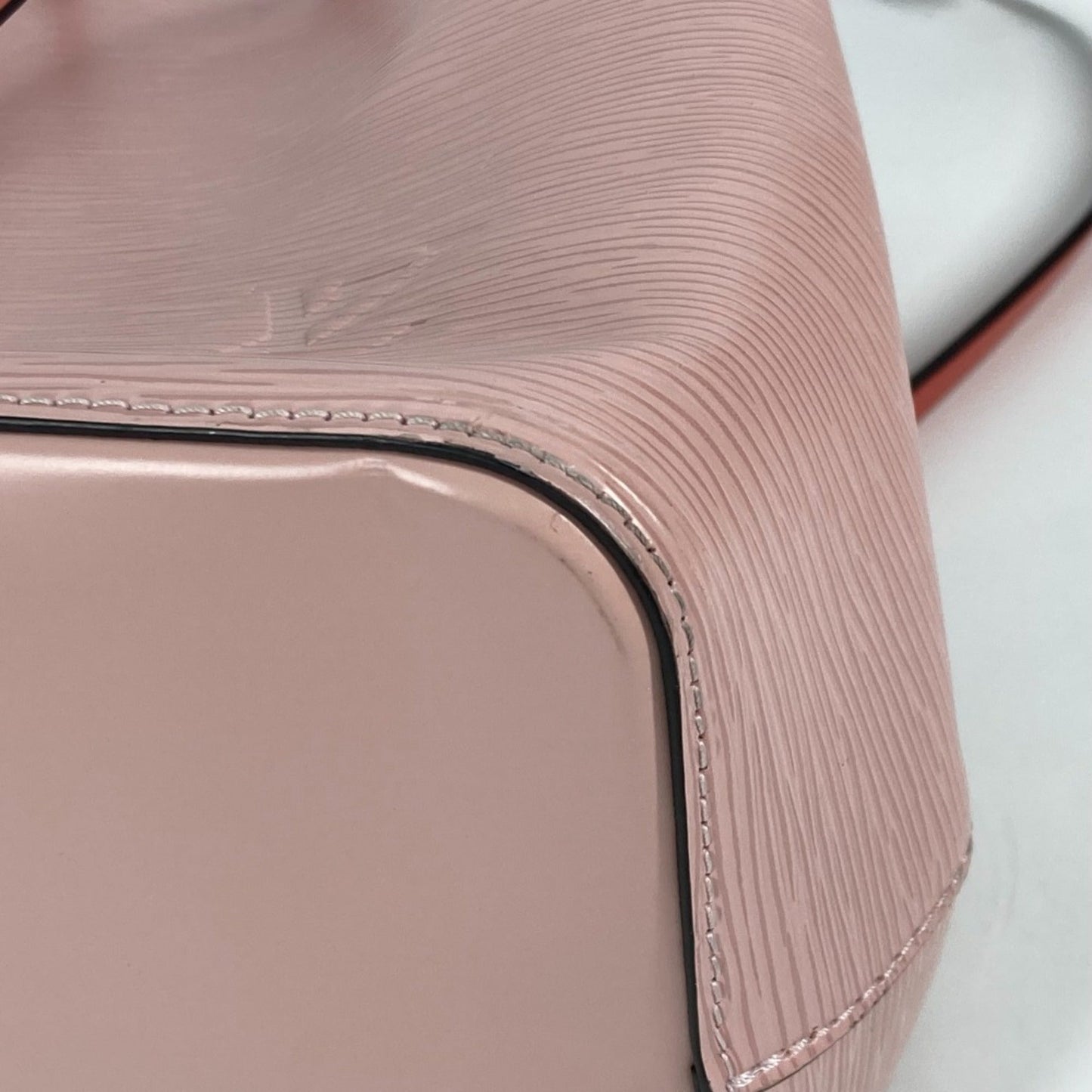 Louis Vuitton Leather Shoulder Bag