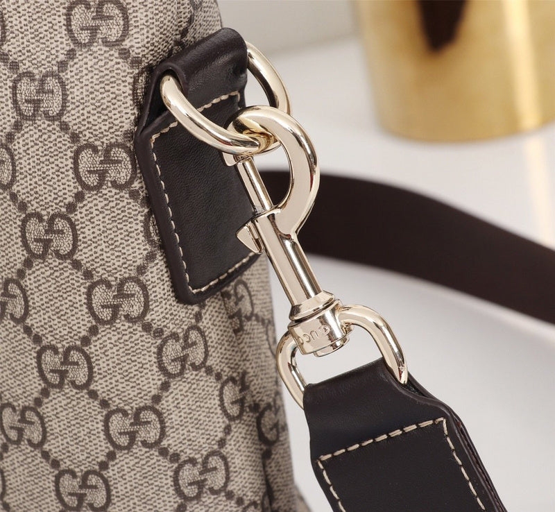 Gucci Bags - The Tote 922
