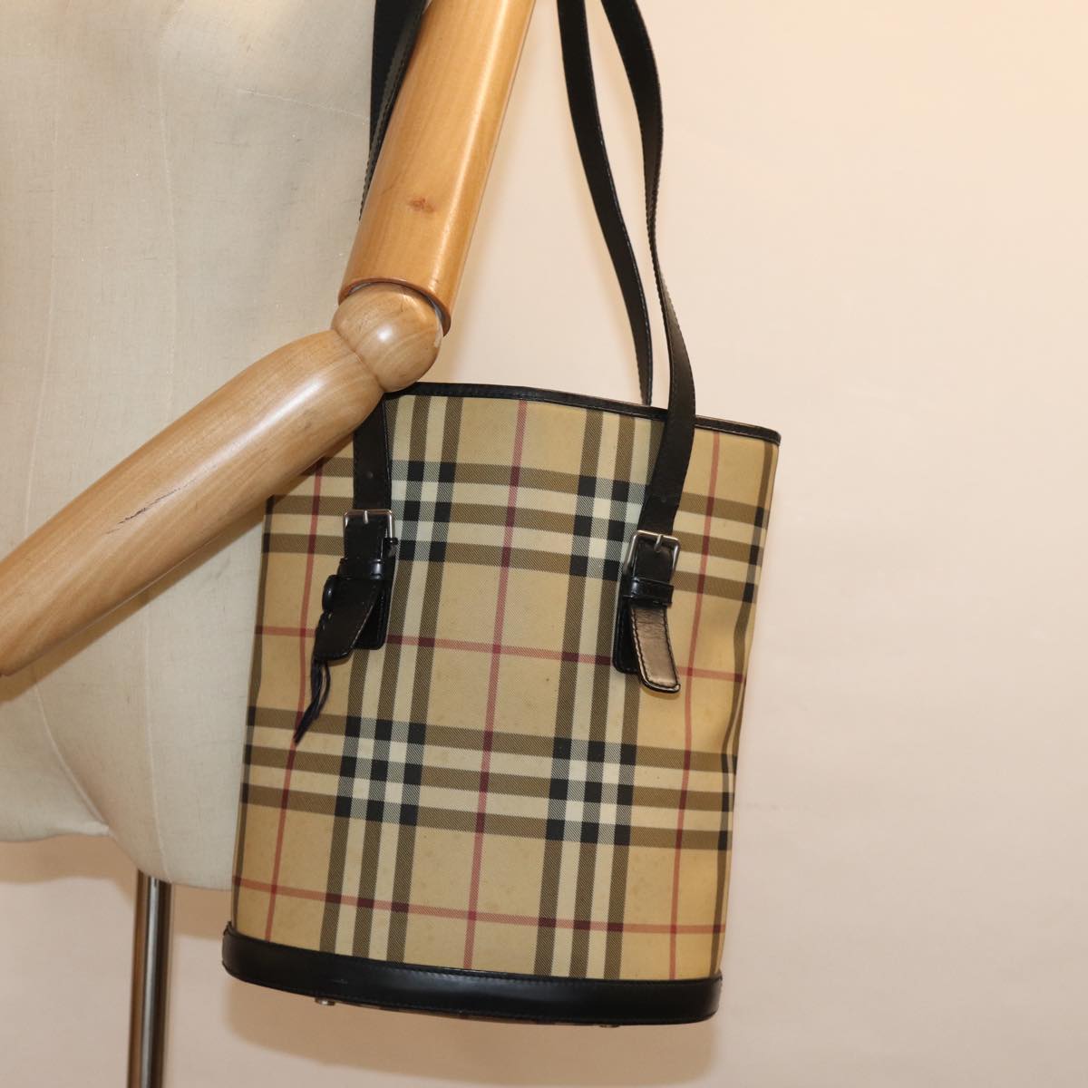 Burberry Nova Check Shoulder Bag PVC Leather Beige Auth bs14740