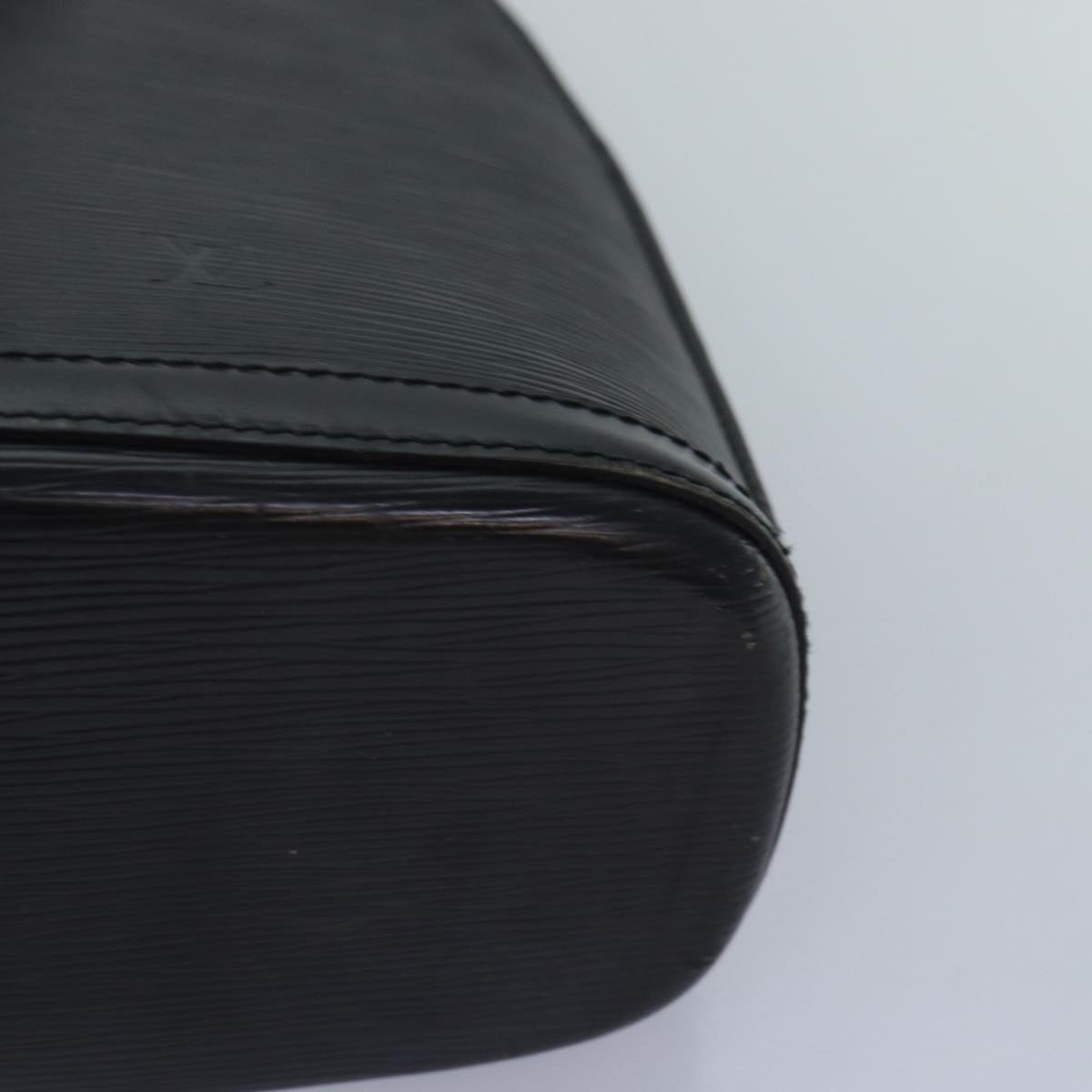 LOUIS VUITTON Epi Lussac Shoulder Bag Black M52282 LV Auth bs16943