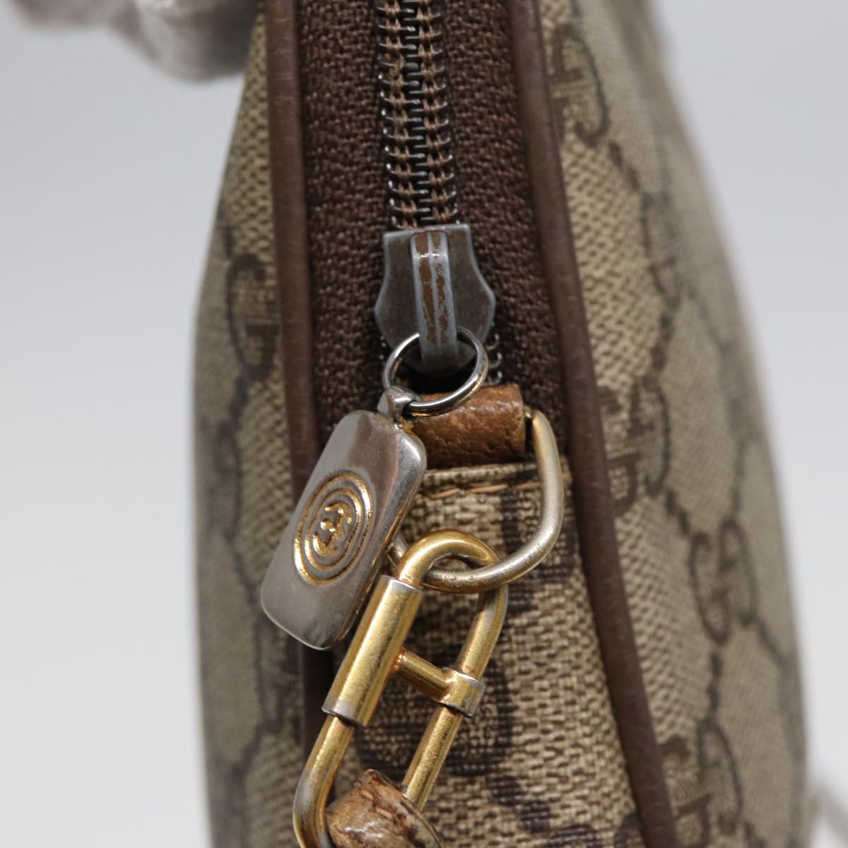 GUCCI GG Supreme Shoulder Bag PVC Leather Beige Gold 97 02 068 Auth bs17607