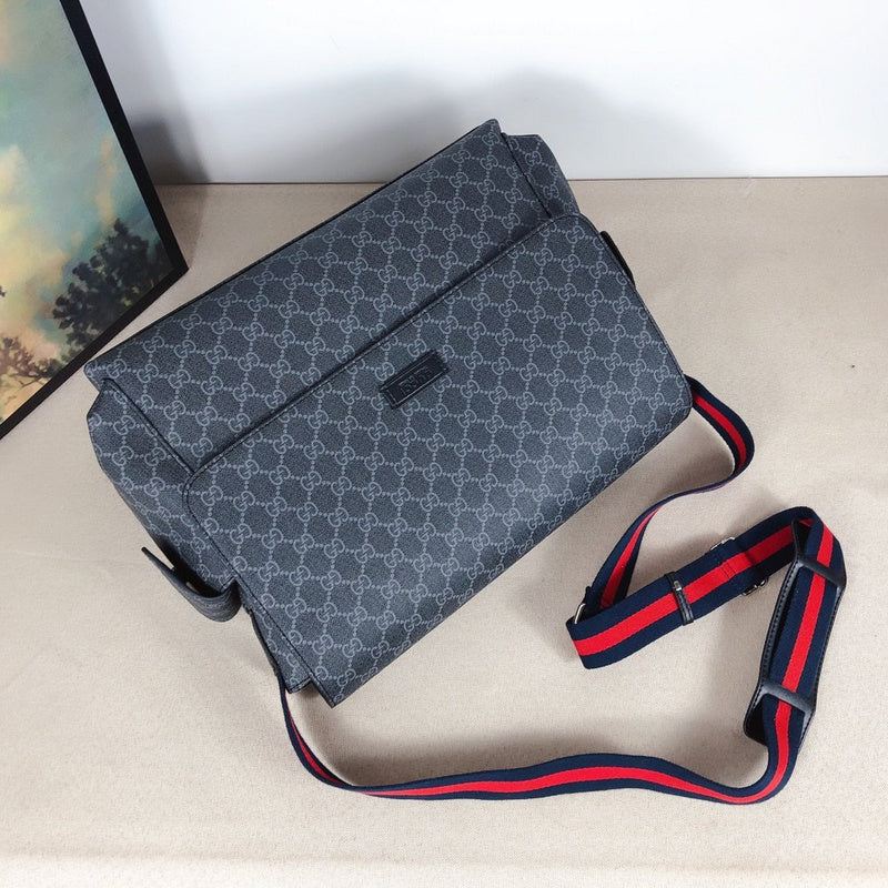 Gucci Bags - The Tote 907